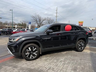 2022 Volkswagen Atlas Cross Sport 2.0T SE