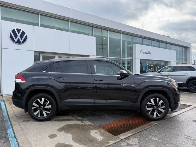 2022 Volkswagen Atlas Cross Sport 2.0T SE