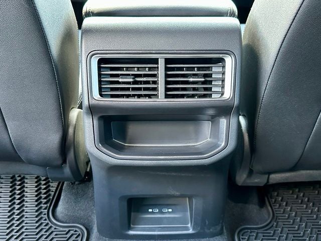 2025 Volkswagen Atlas Cross Sport 2.0T SE