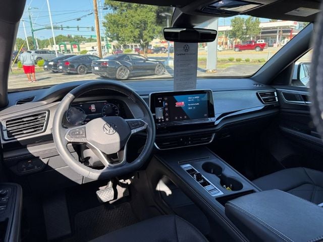 2024 Volkswagen Atlas Cross Sport 2.0T SE