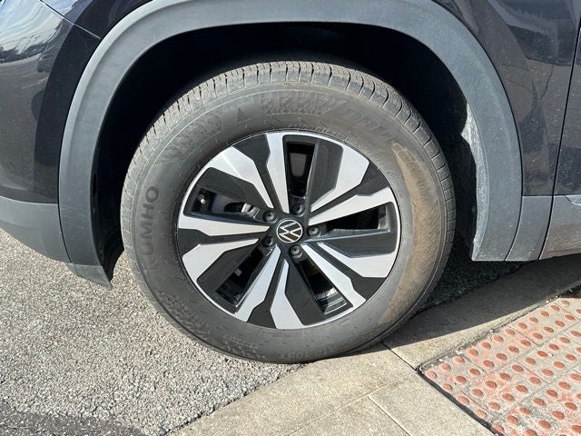 2024 Volkswagen Atlas 2.0T SE