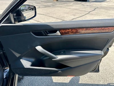2013 Volkswagen Passat TDI SEL Premium