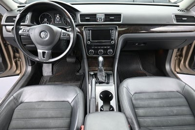 2015 Volkswagen Passat 2.0L TDI SEL Premium