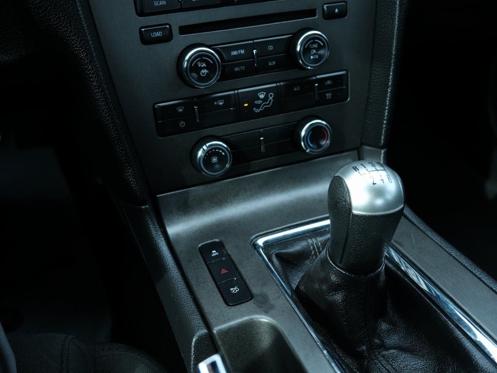 2014 Ford Mustang V6