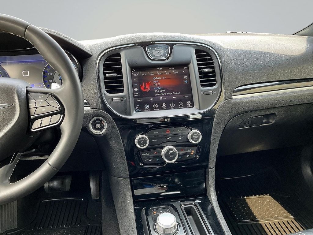 2022 Chrysler 300 S