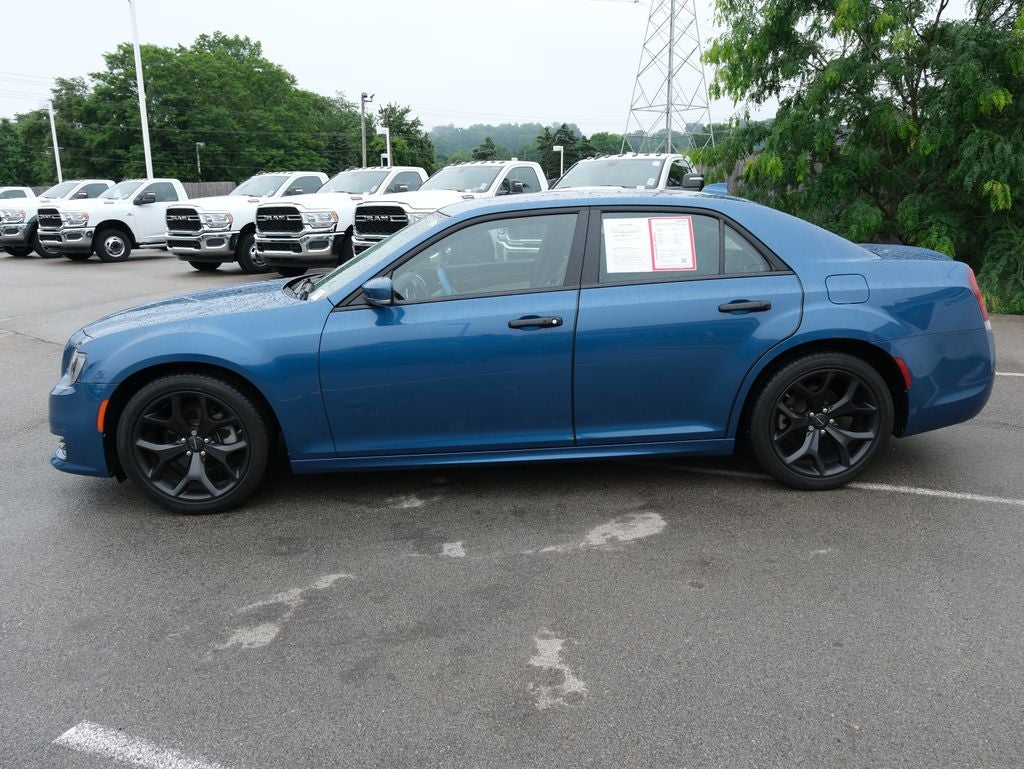 2022 Chrysler 300 Touring