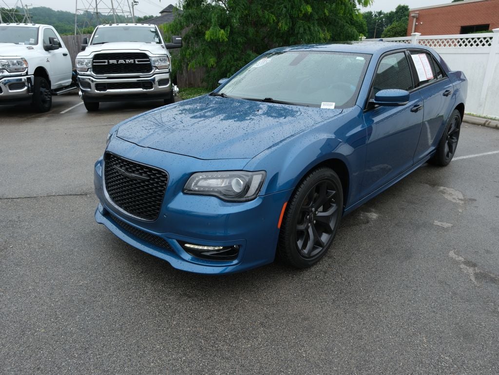 2022 Chrysler 300 Touring