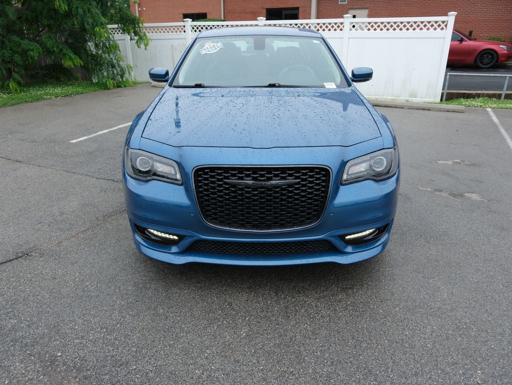 2022 Chrysler 300 Touring