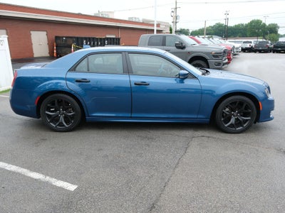 2022 Chrysler 300 Touring