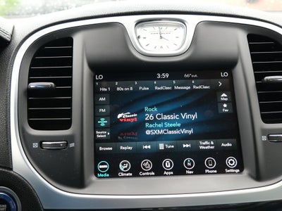 2022 Chrysler 300 Touring