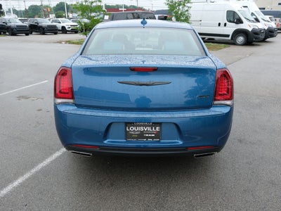 2022 Chrysler 300 Touring