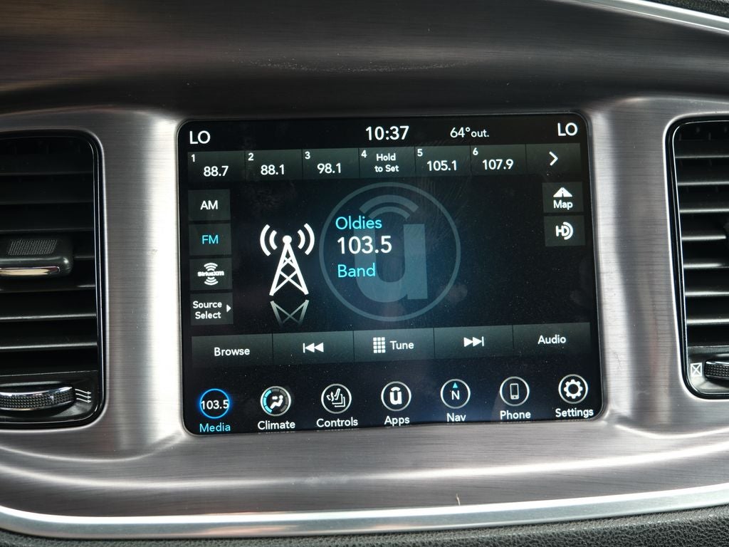 2017 Dodge Charger SXT