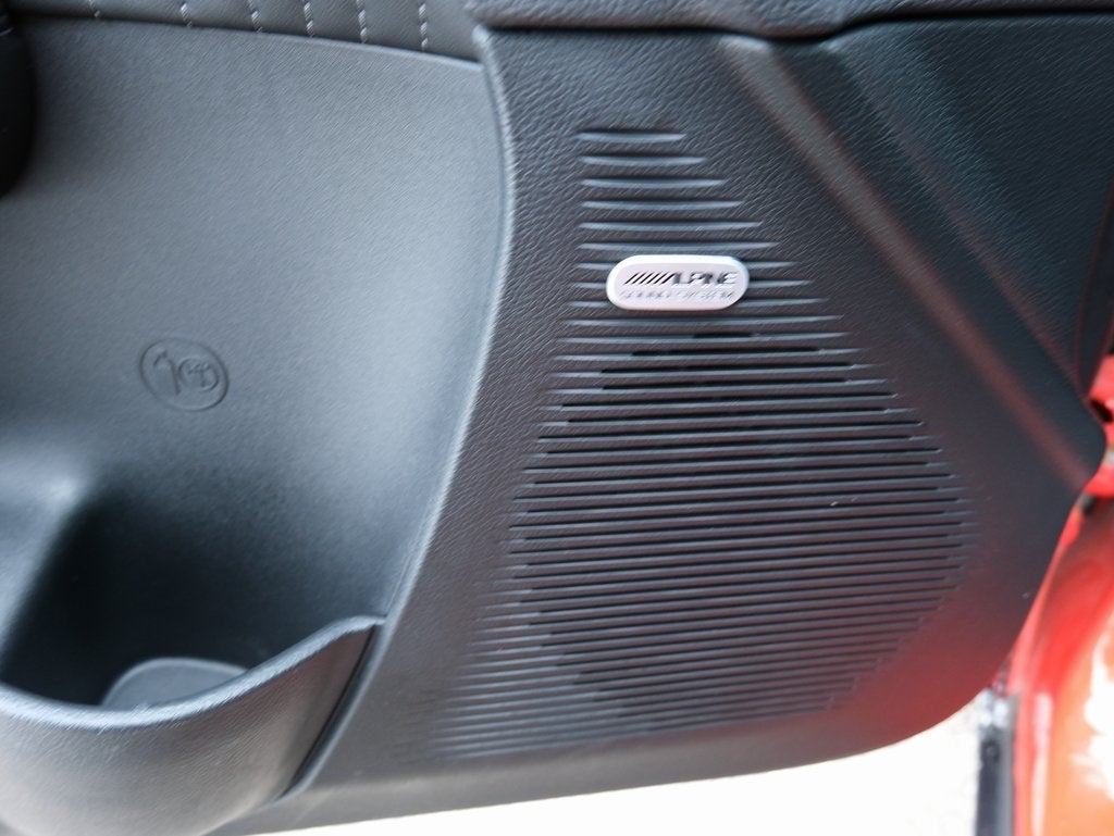 2017 Dodge Challenger 392 Hemi Scat Pack Shaker