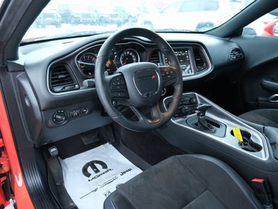 2017 Dodge Challenger 392 Hemi Scat Pack Shaker