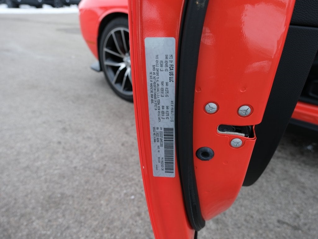 2017 Dodge Challenger 392 Hemi Scat Pack Shaker