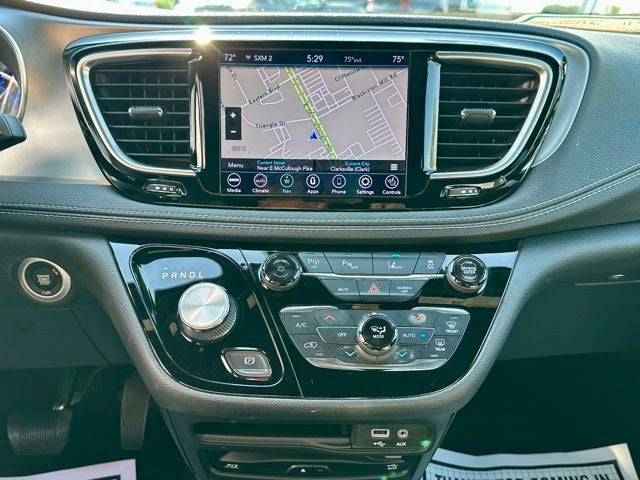 2020 Chrysler Pacifica Hybrid Limited