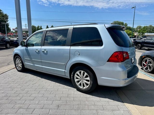 2012 Volkswagen Routan SE