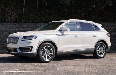 2019 Lincoln Nautilus Select