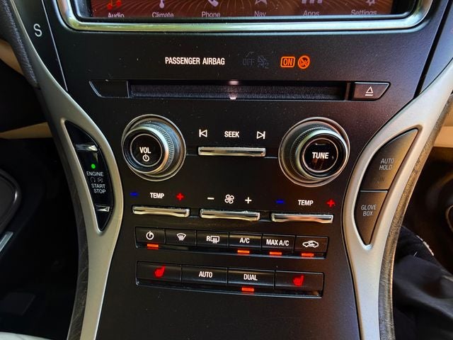 2019 Lincoln Nautilus Select