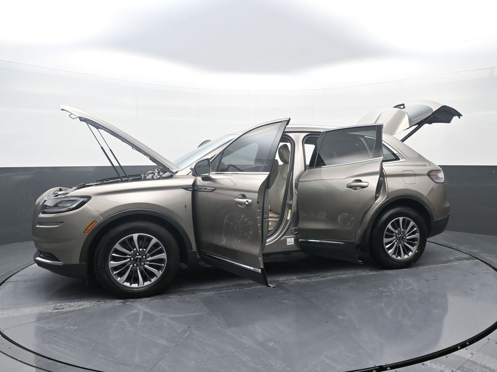 2021 Lincoln Nautilus Reserve