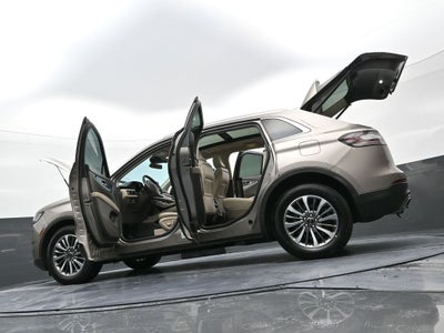 2021 Lincoln Nautilus Reserve