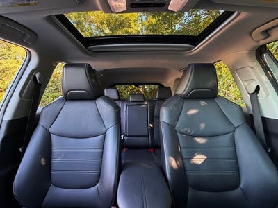 2022 Toyota RAV4 Hybrid XLE Premium