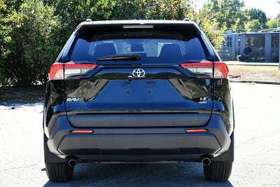 2021 Toyota RAV4 LE