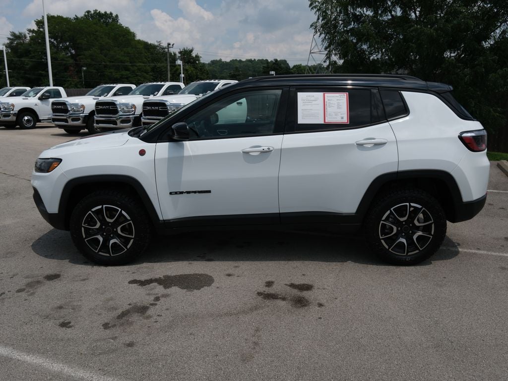 2025 Jeep Compass Trailhawk