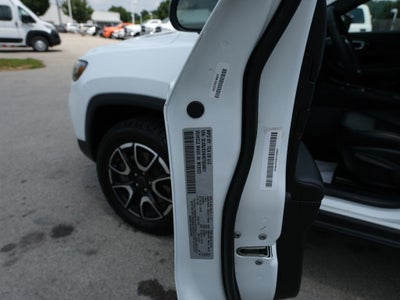 2025 Jeep Compass Trailhawk