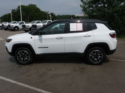 2025 Jeep Compass Trailhawk