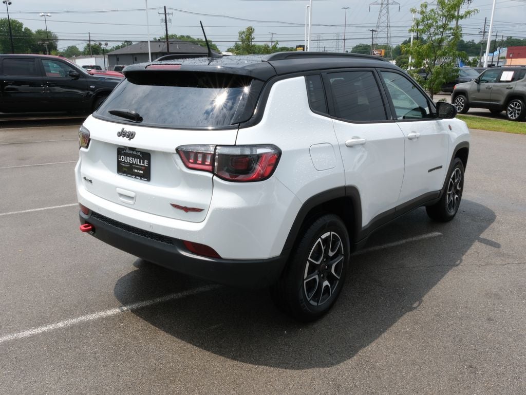 2025 Jeep Compass Trailhawk