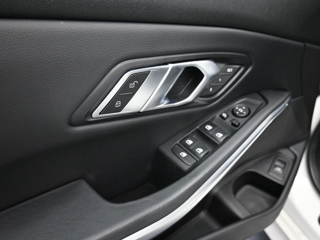 2022 BMW 3 Series 330i xDrive