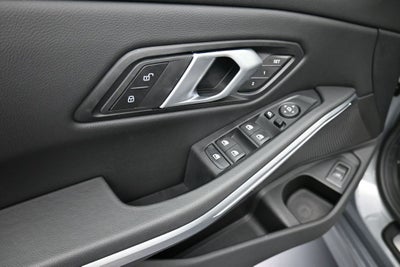 2025 BMW 3 Series 330i xDrive