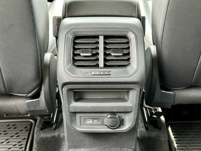 2024 Volkswagen Tiguan 2.0T SEL R-Line