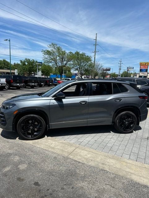 2025 Volkswagen Tiguan 2.0T SE R-Line Black