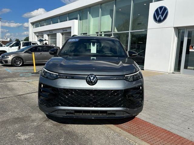 2025 Volkswagen Tiguan 2.0T SE R-Line Black