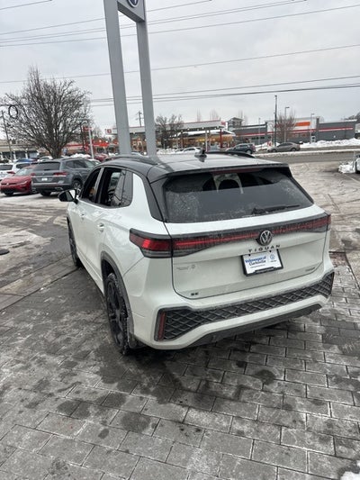 2025 Volkswagen Tiguan 2.0T SE R-Line Black