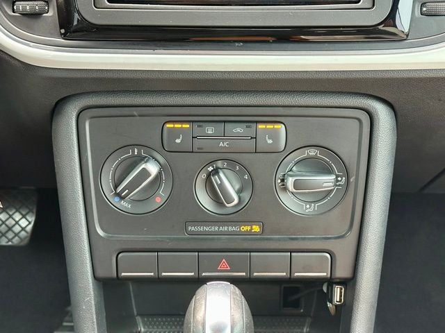 2015 Volkswagen Beetle 1.8T