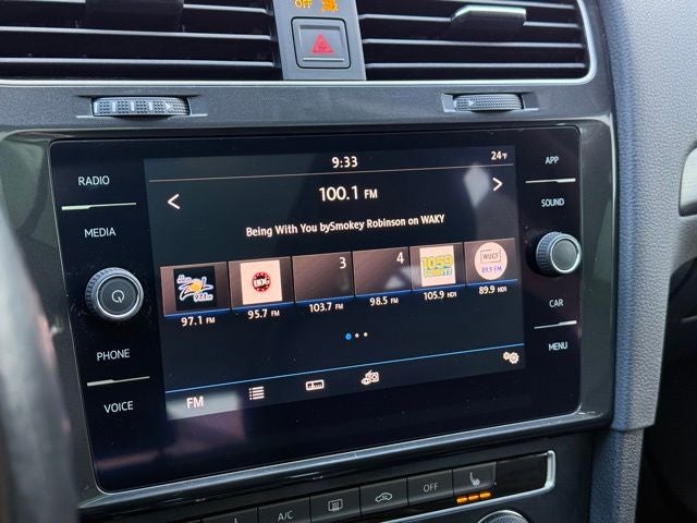 2018 Volkswagen Golf SportWagen SE