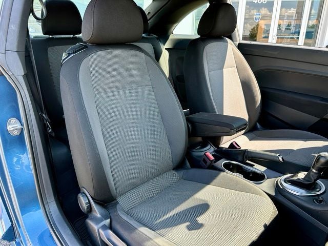 2019 Volkswagen Beetle 2.0T S