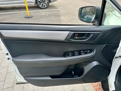 2019 Subaru Outback 2.5i