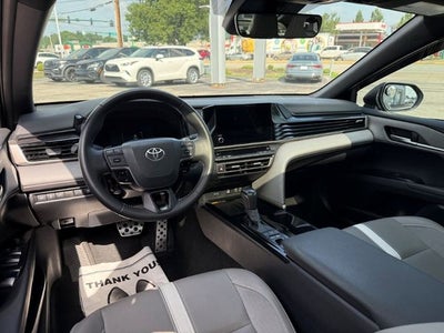 2025 Toyota Camry SE