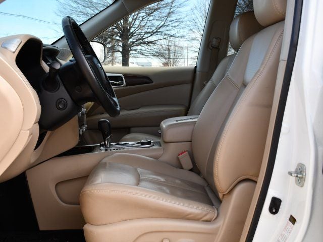 2020 Nissan Pathfinder Platinum