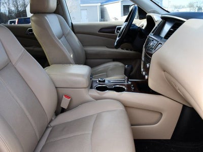 2020 Nissan Pathfinder Platinum