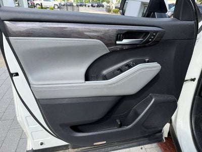 2020 Toyota Highlander Limited