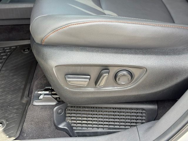 2024 Toyota Sienna XSE 7 Passenger