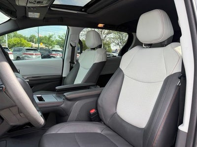 2024 Toyota Sienna XSE 7 Passenger