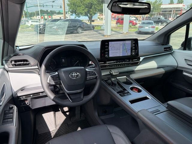 2024 Toyota Sienna XSE 7 Passenger