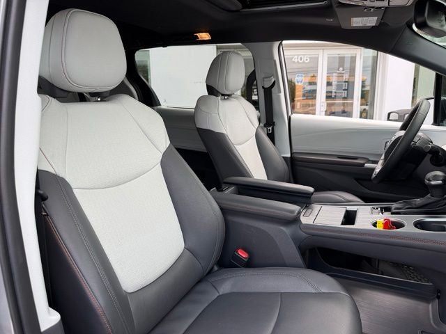 2024 Toyota Sienna XSE 7 Passenger