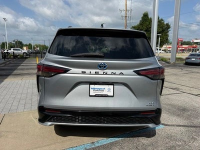 2024 Toyota Sienna XSE 7 Passenger